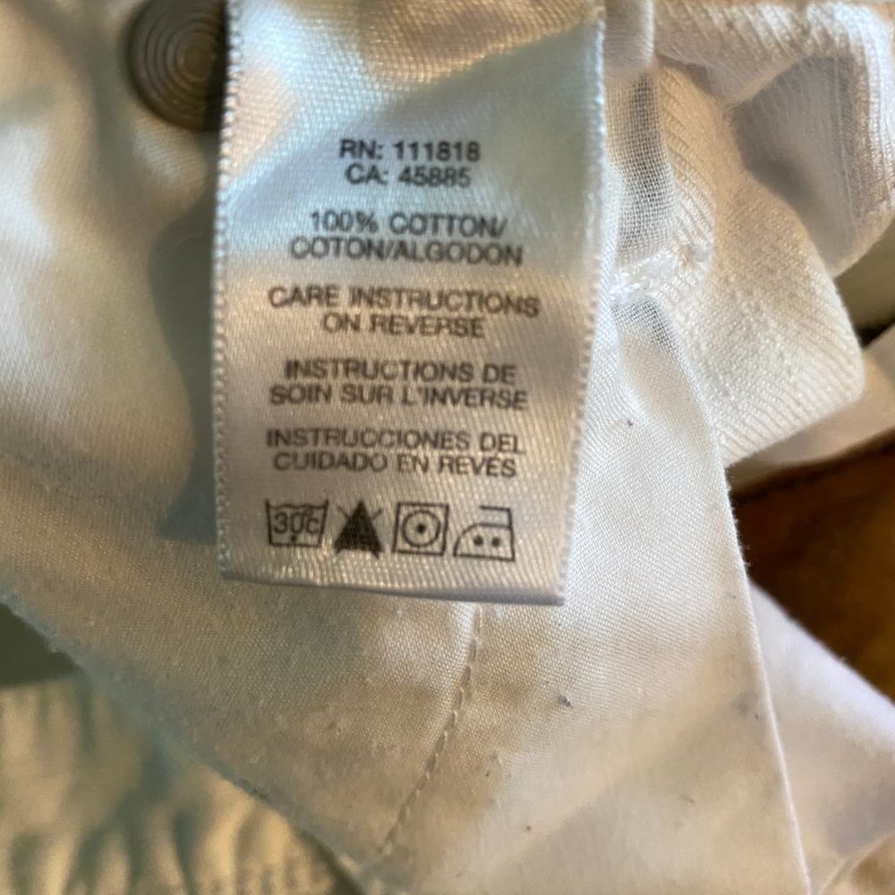 EUC~MK Mens 38X32 White denim Factory distressed Jeans - Picture 13 of 13